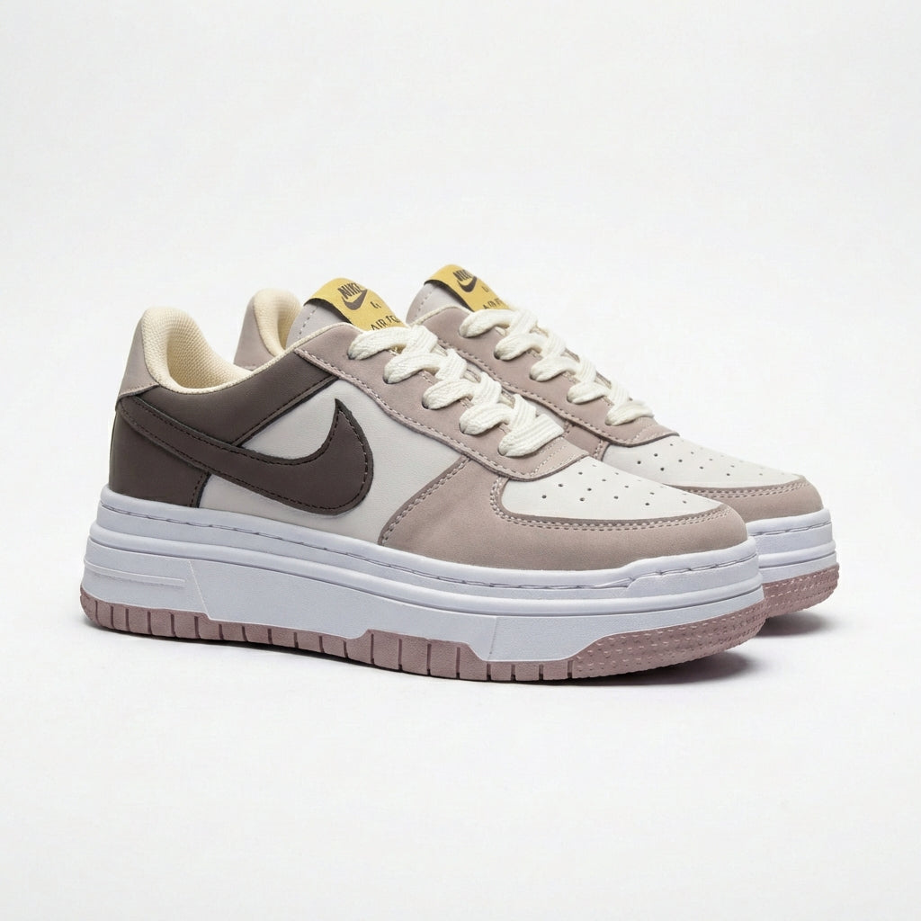 DUNK LOW  SNEAKERS